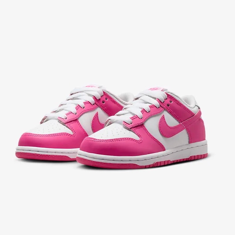 Nike Toddler Pink Dunks sz 5C never worn